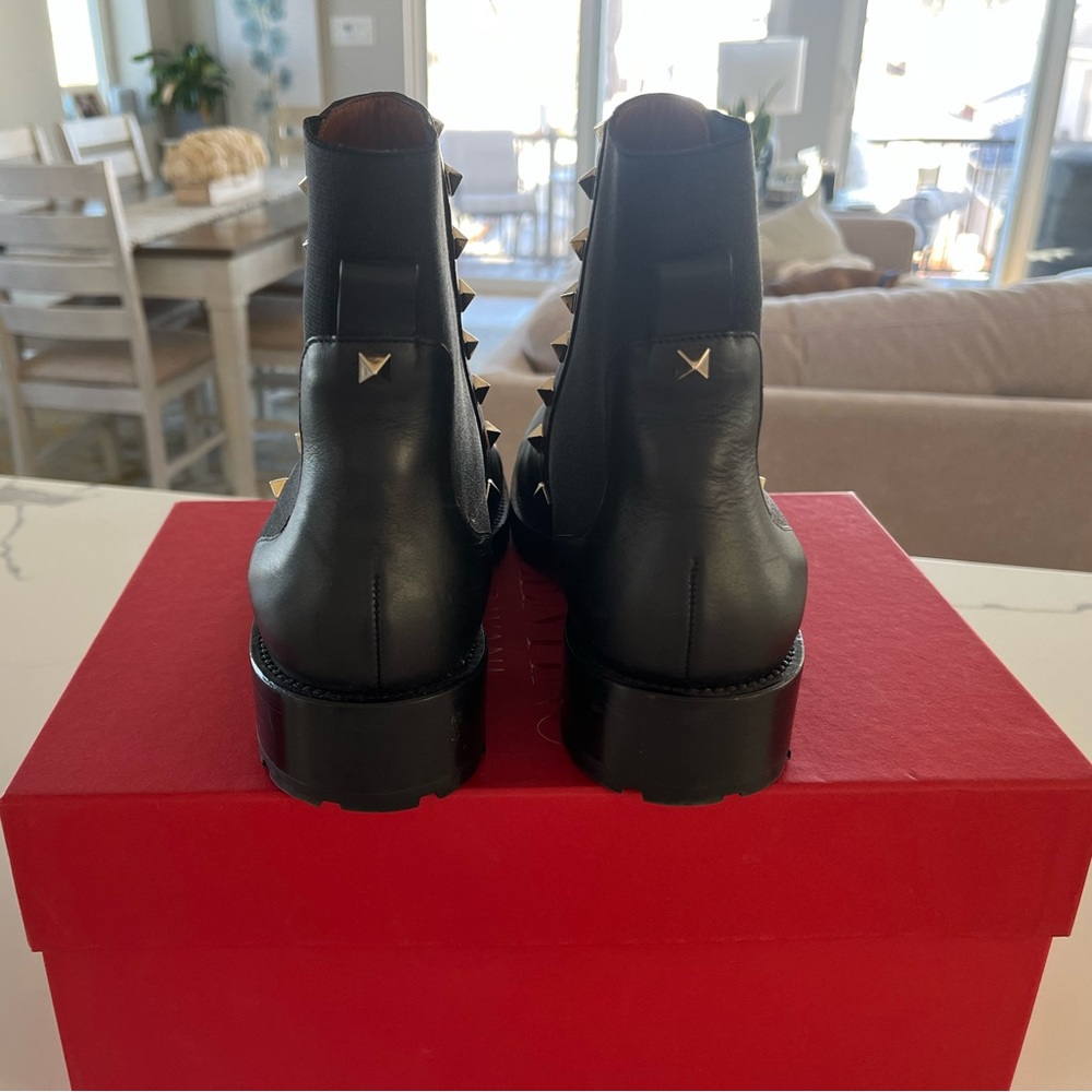 Valentino Garavani Rockstud Leather Chelsea Boots Black Sz 39 / 8.5 - Picture 7 of 14